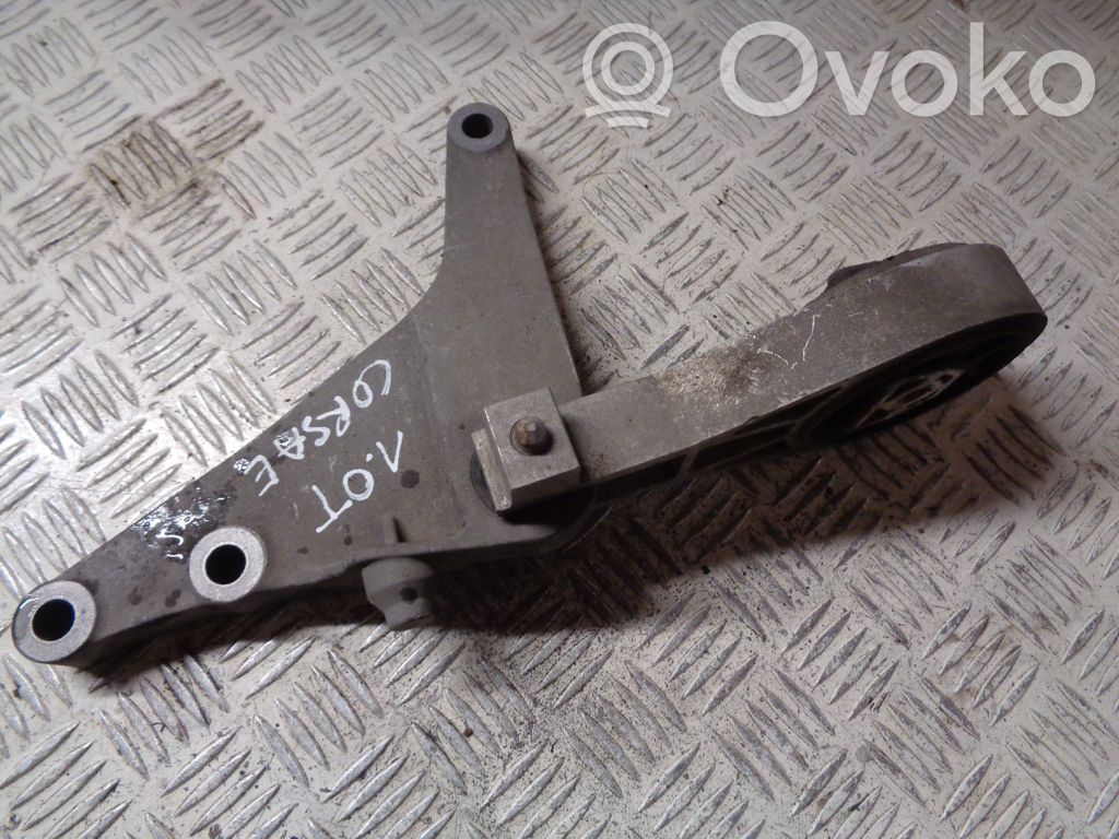 Gearbox mount   13381849,55703436