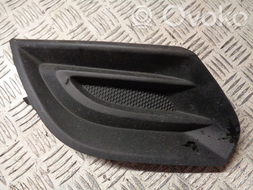 Opel Corsa E Apakšējais režģis (trīsdaļīgs) 
