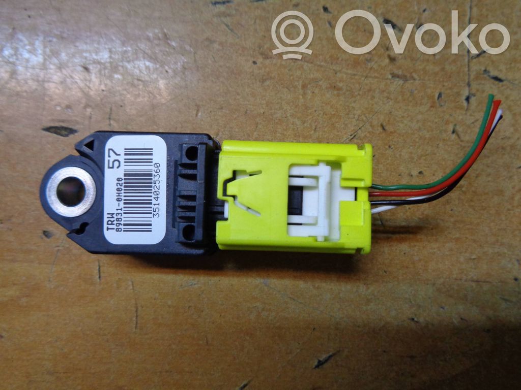 Toyota Aygo AB40 Sensor impacto/accidente para activar Airbag 