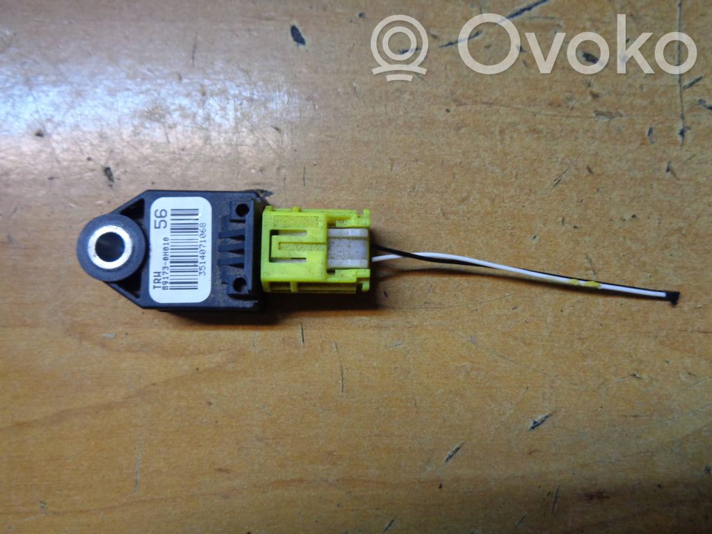 Toyota Aygo AB40 Airbagsensor Crashsensor Drucksensor 