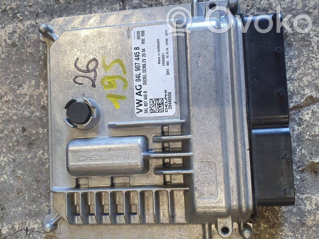 Engine control unit/module   04L907445B