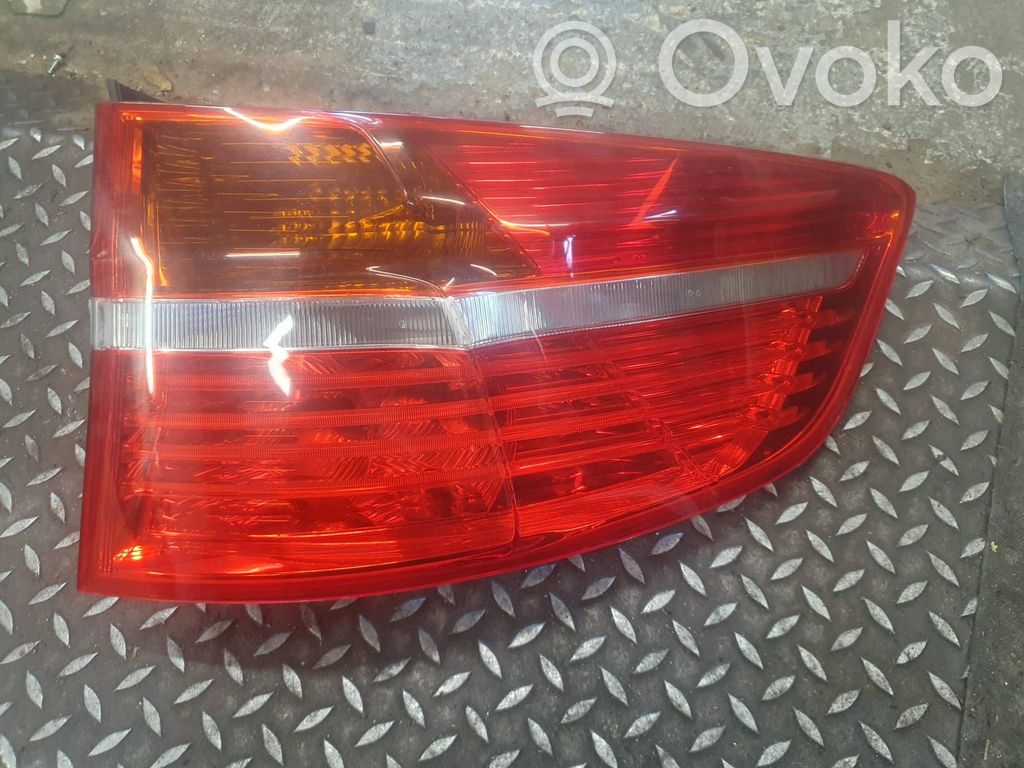 Rear/tail lights