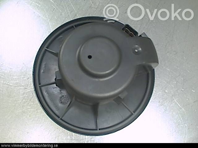 Ford Mondeo MK I Lämmittimen puhallin 