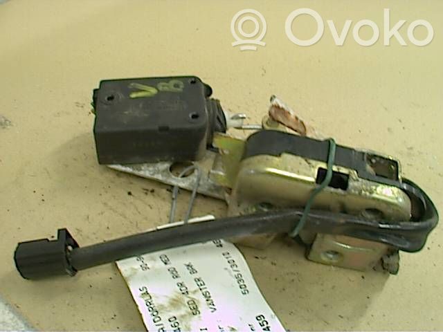Volvo 460 Front door lock 
