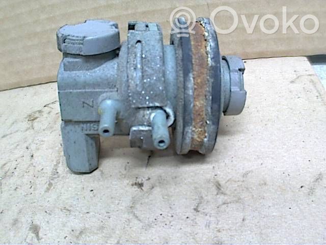 Volvo 850 Vacuum valve 
