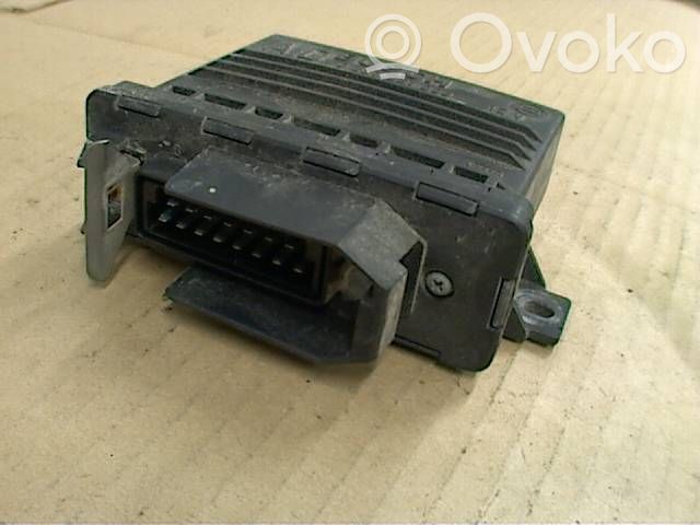 Opel Kadett E Unidad de control/módulo de la combustión 