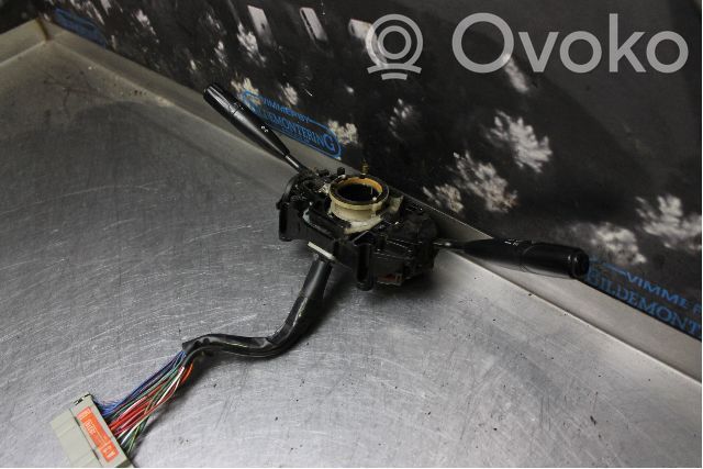 Volkswagen Taro Leva/interruttore dell’indicatore di direzione e tergicristallo 