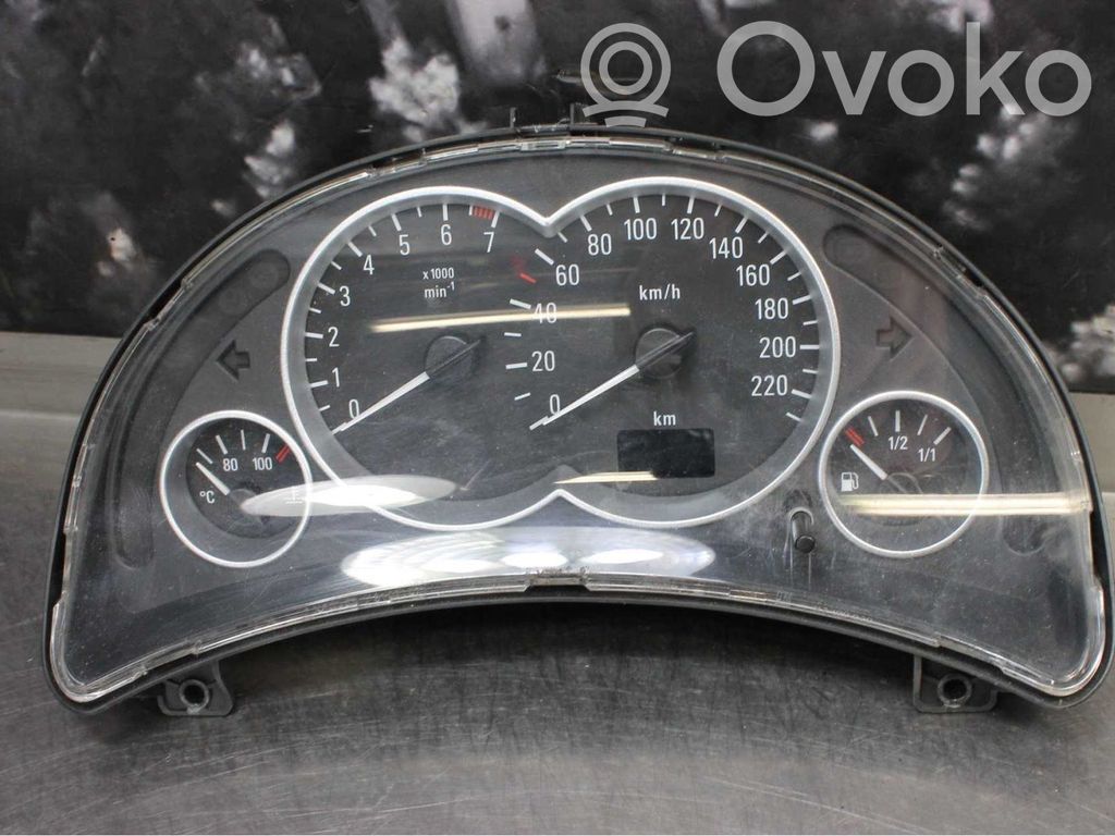 Opel Corsa C Speedometer (instrument cluster) 