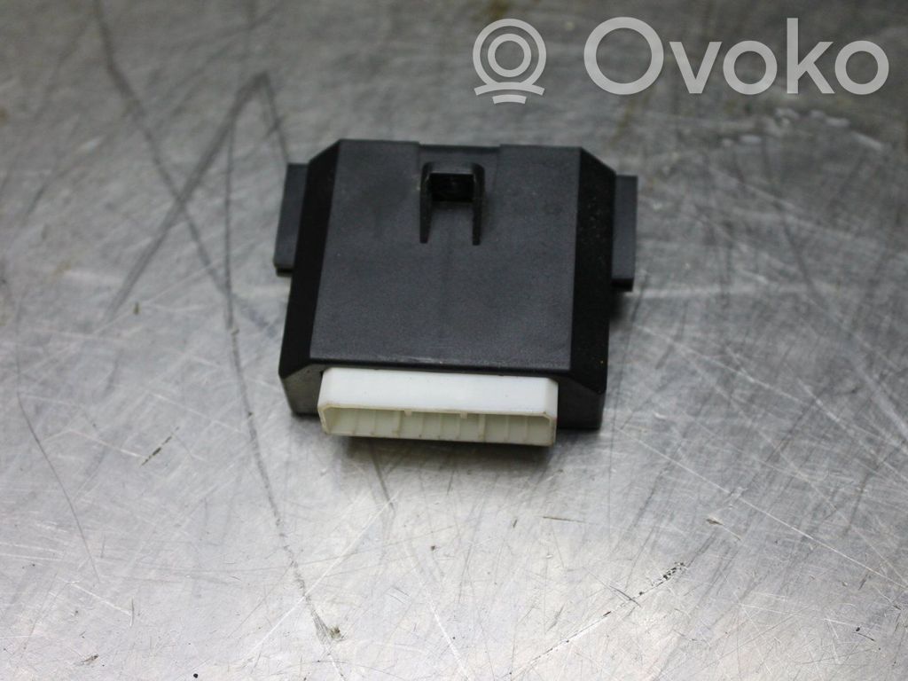 Volvo S40, V40 Glow plug pre-heat relay 