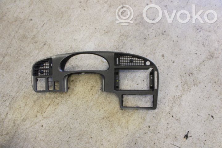 Saab 9-5 Instrumentu paneļa dekoratīvā apdare 
