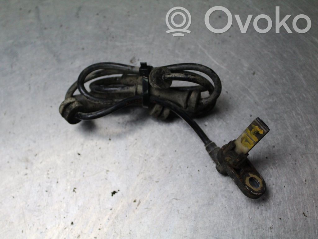 Nissan Primera Sensor de freno del ABS trasero 