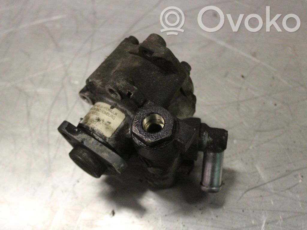 BMW 3 E36 Vairo stiprintuvo siurblys 