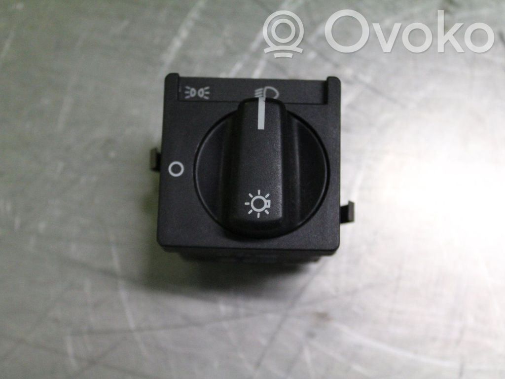 Light switch   3523009,501452