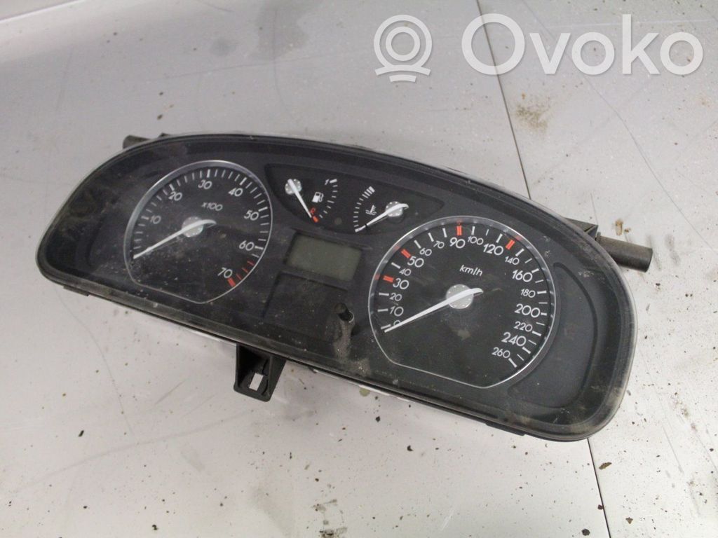 Renault Laguna II Speedometer (instrument cluster) 