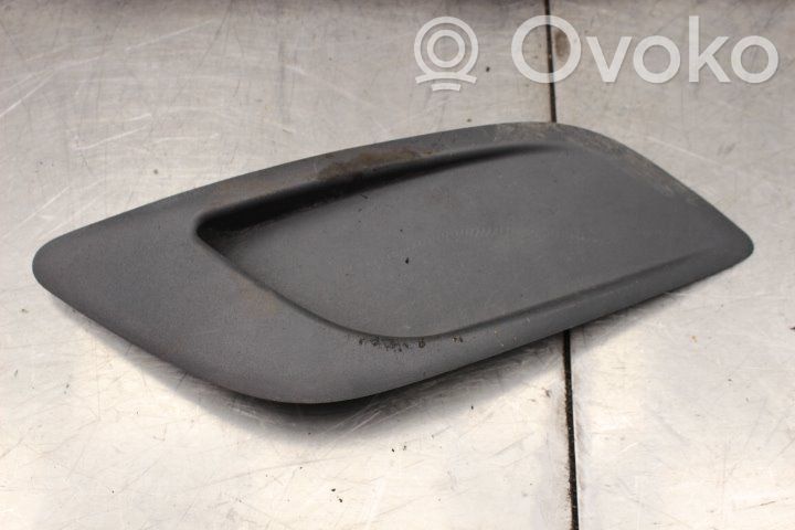 Front bumper corner part panel trim
