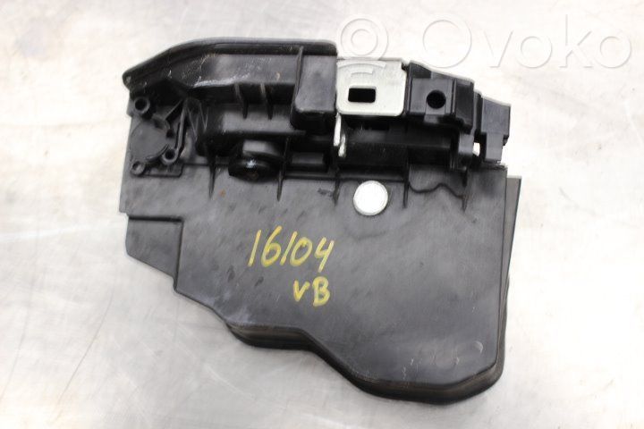 Rear door lock   51227202147