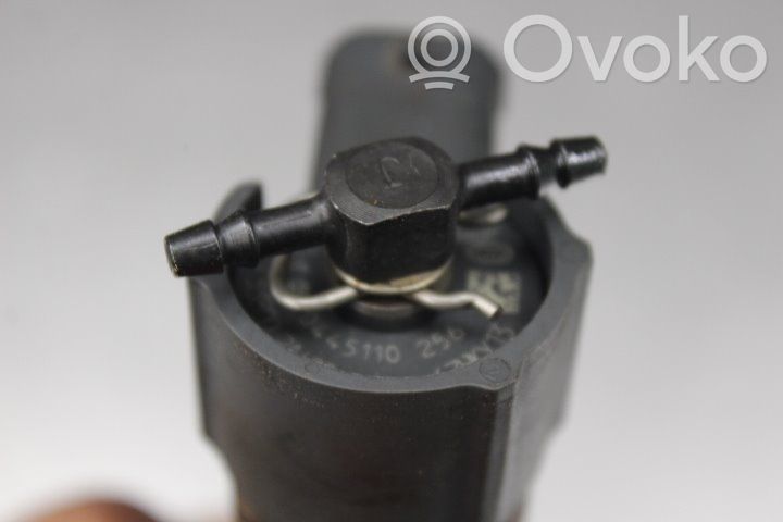 Inyector de combustible   0445110256