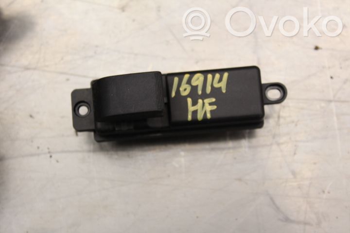 Comutator comandă geamuri electrice   D65166370,03124500