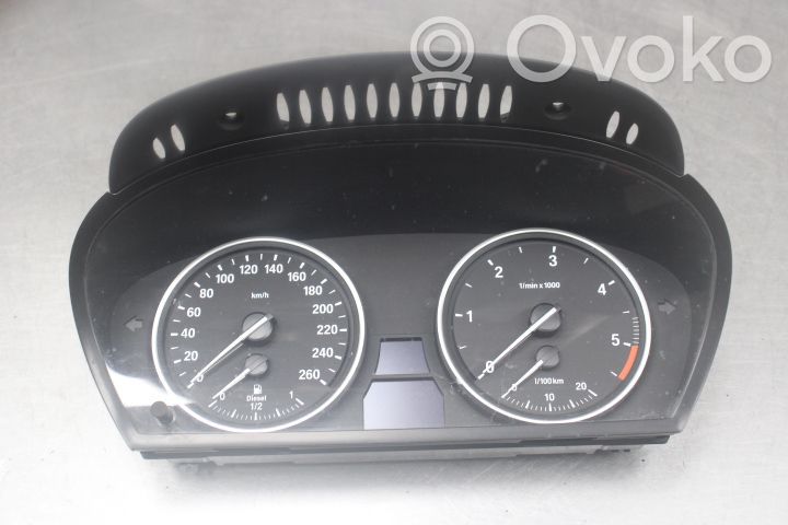 BMW X5 E70 Speedometer (instrument cluster) 