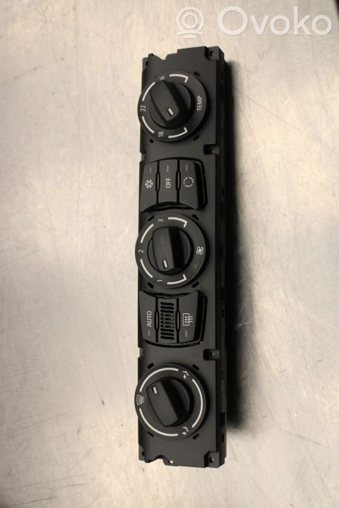 BMW 5 E60 E61 Climate control unit 