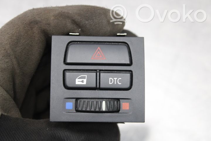 Hazard light switch   6131913242101