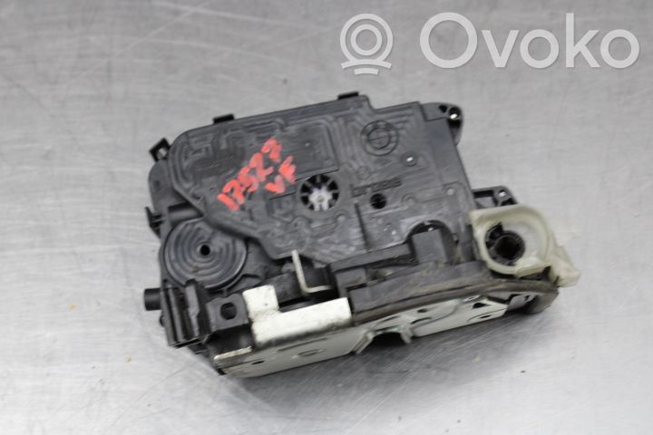 BMW 3 E90 E91 Front door lock 