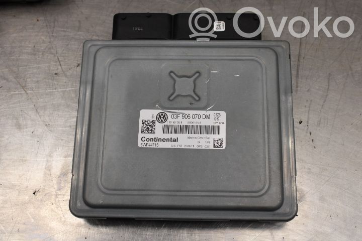 Volkswagen Caddy Injection control unit/module 