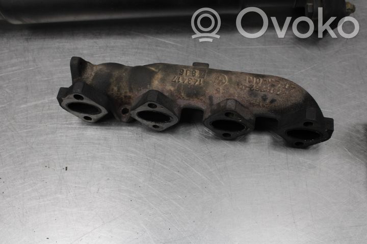 Exhaust manifold