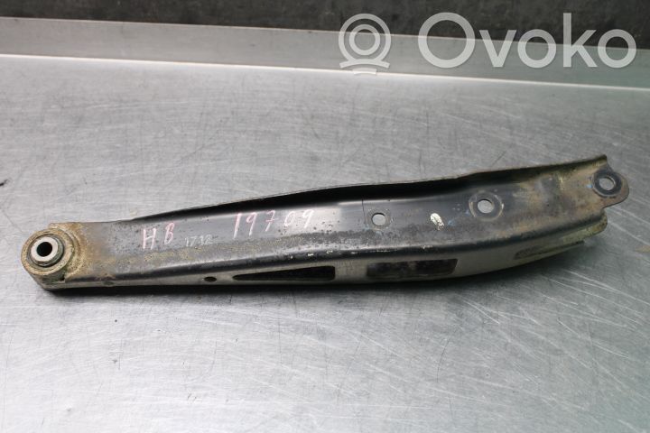 Rear control arm