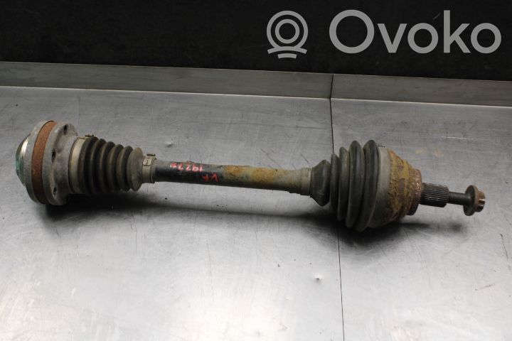 Volkswagen PASSAT B7 Półoś przednia 