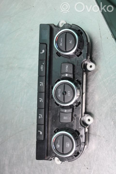 Volkswagen PASSAT B7 Unitate control climatizare 
