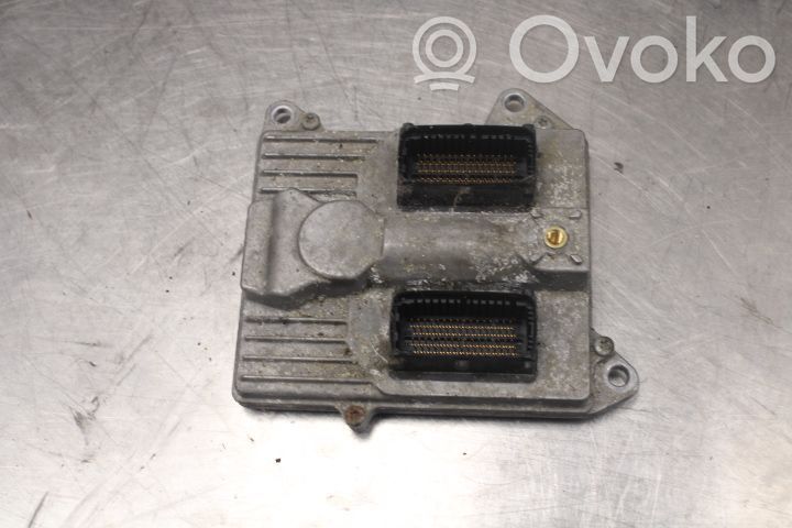 Opel Vectra C Unitate/modul comandă injecție 