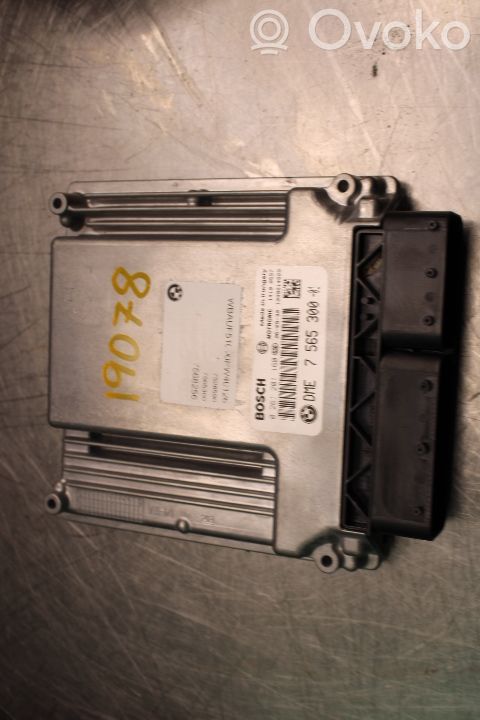 BMW 1 E81 E87 Steuergerät Einspritzanlage 