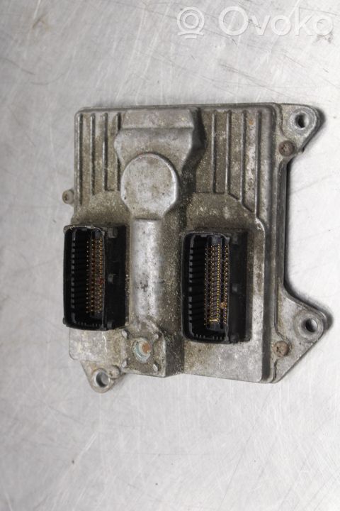 Opel Zafira B Injection control unit/module 