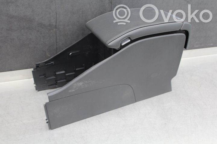 Volvo V70 Armrest 