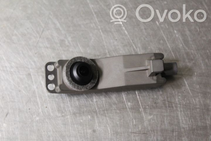 Tesla Model S Reversing camera 