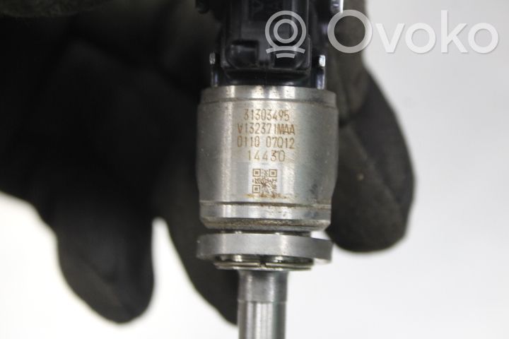 Volvo V60 Inyector de combustible 