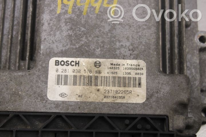 Opel Movano B Unidad de control/módulo de la inyección 