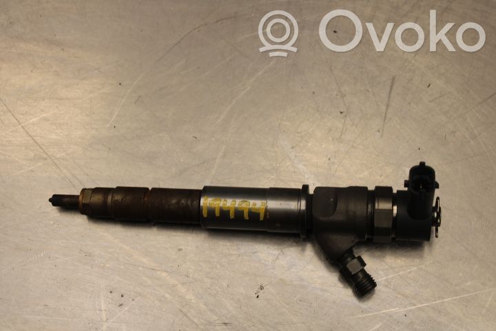 Opel Movano B Inyector de combustible 