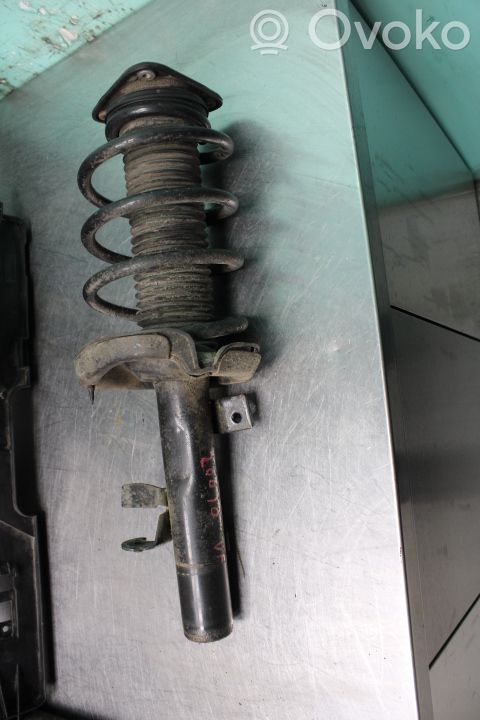 Ford Focus Front shock absorber with coil spring 