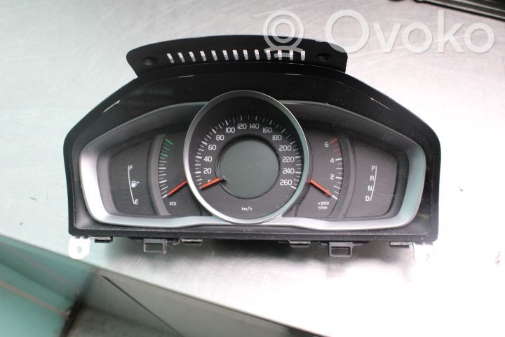 Volvo XC60 Speedometer (instrument cluster) 