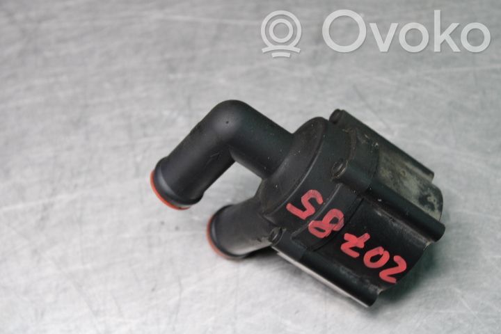 Volvo S90, V90 Pompa elettrica dell’acqua/del refrigerante ausiliaria