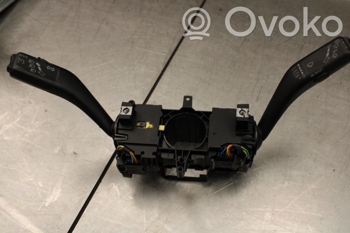 Volkswagen Up Interruptor/palanca de limpiador de luz de giro 