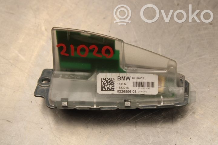 BMW 5 F10 F11 Antenna autoradio