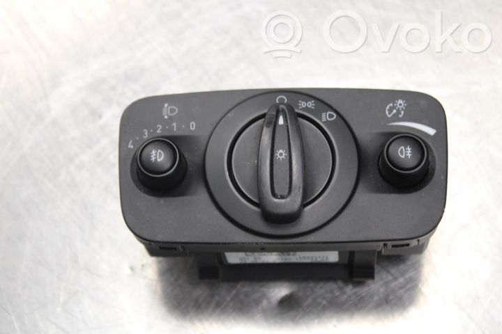 Interruptor de luz   1787109,C1BT13A024CB
