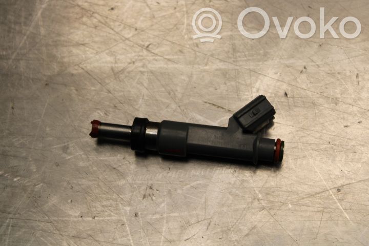 Injector combustibil   232500T110