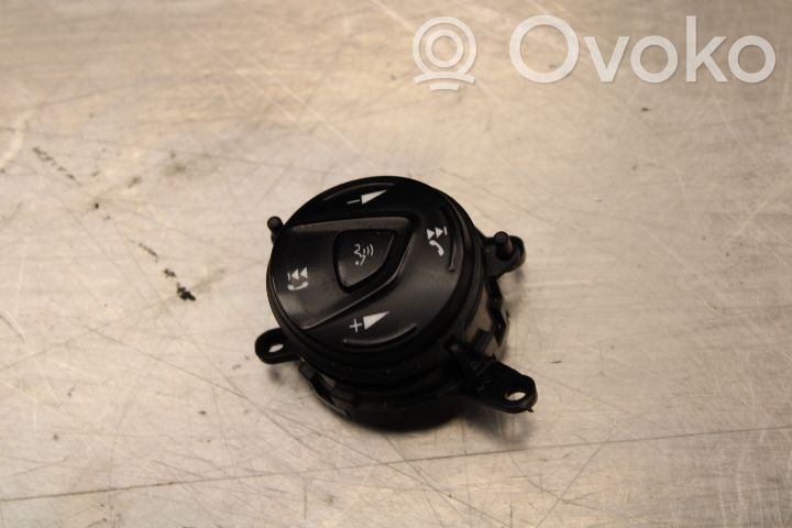 Boutons / interrupteurs volant   DM5T14K147DA