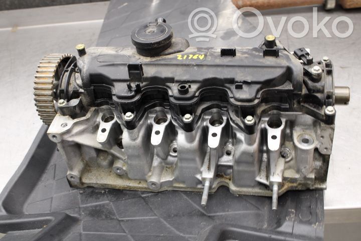 Renault Clio IV Engine head 