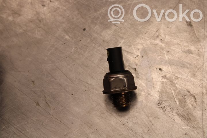 Volkswagen Golf VII Regulator presiune combustibil 