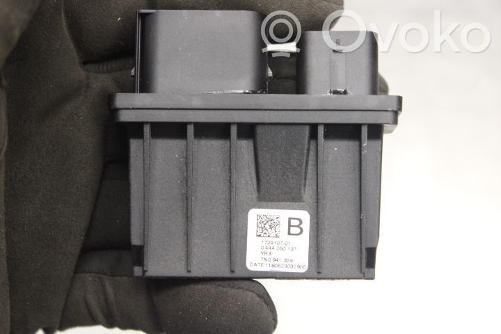 Skoda Superb B8 (3V) Unité de commande / module de pompe à carburant
